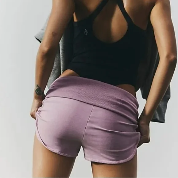 NWOT Free People Limitless Fitted Cotton Shorts Faded Mauve Size M - Picture 2 of 6